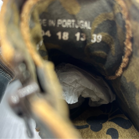 Fly London Dark Green Witchy Lace-Up Ankle Boots w Cone Heel Eu 39 (US 8-8.5) - Picture 9 of 10